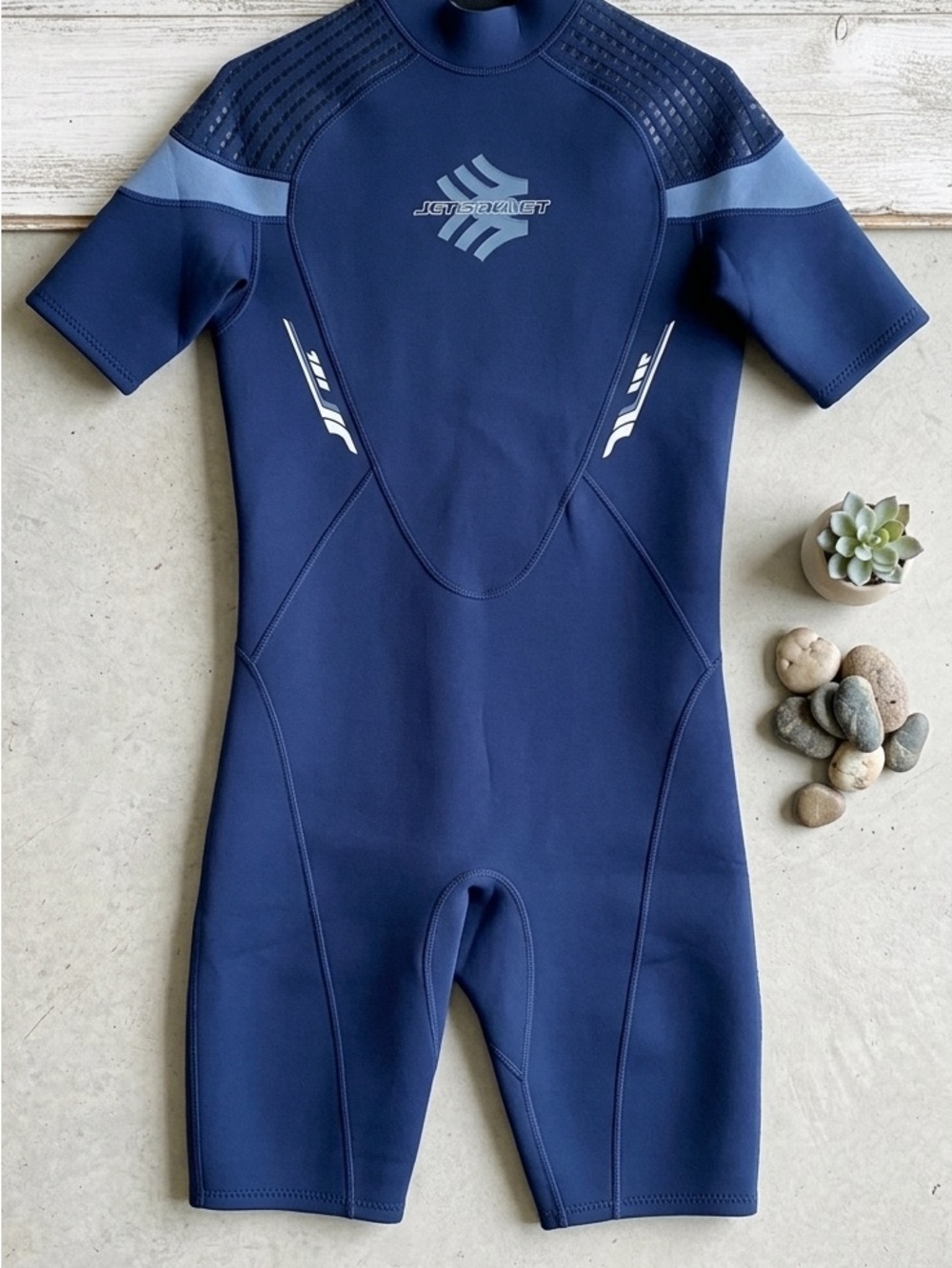 Men’s Navy Short-Sleeve Swim Rashguard Suit with Light Blue Accents
